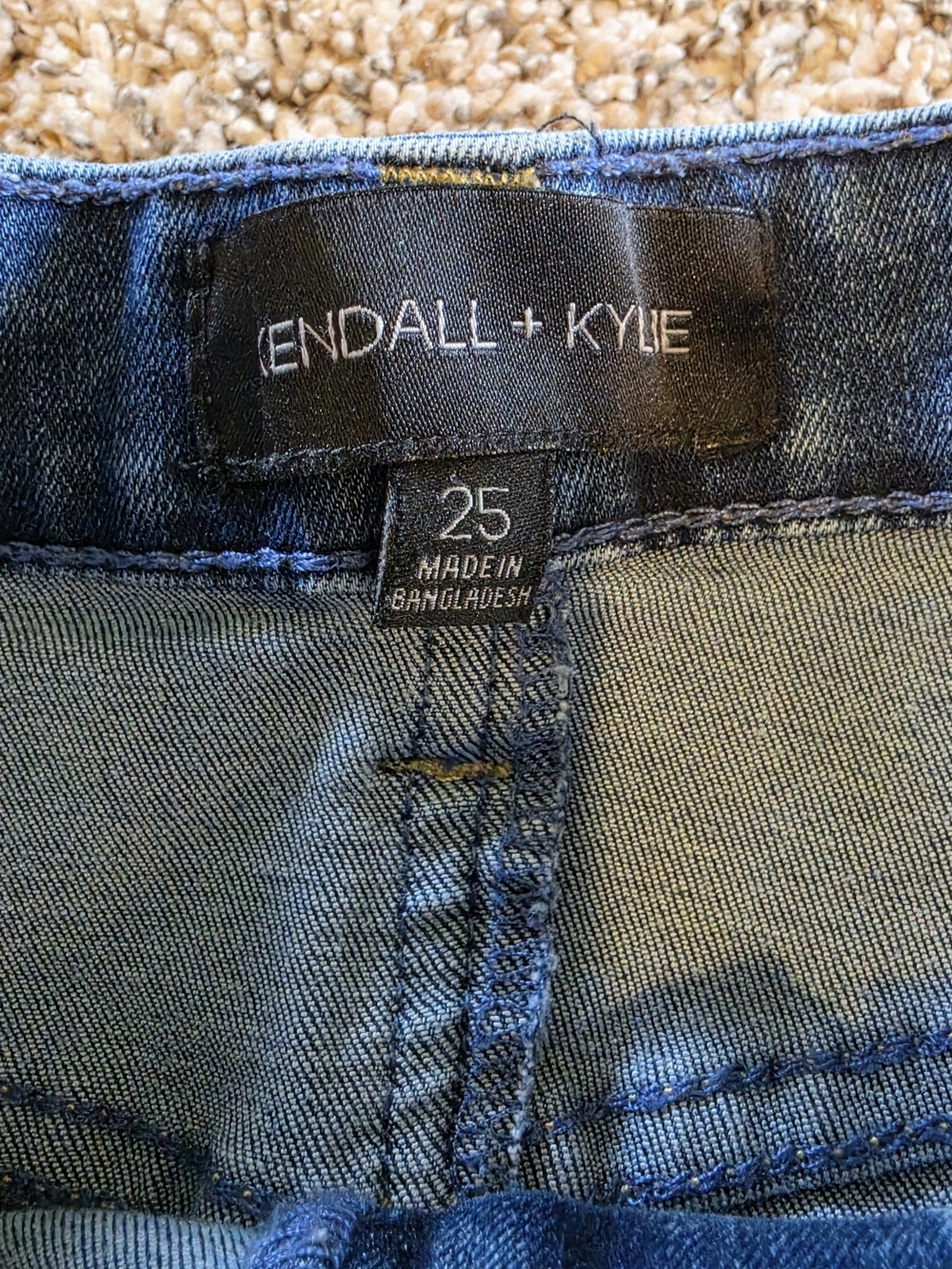 Kendall & Kylie Blue Distressed Denim Mini Skirt Size 25 - Picture 4 of 4